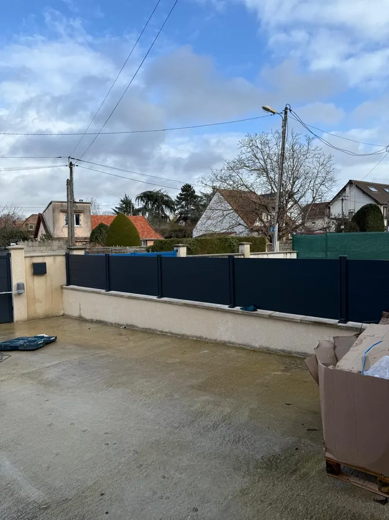 Clôture et portail aluminium motorisé – photo 2