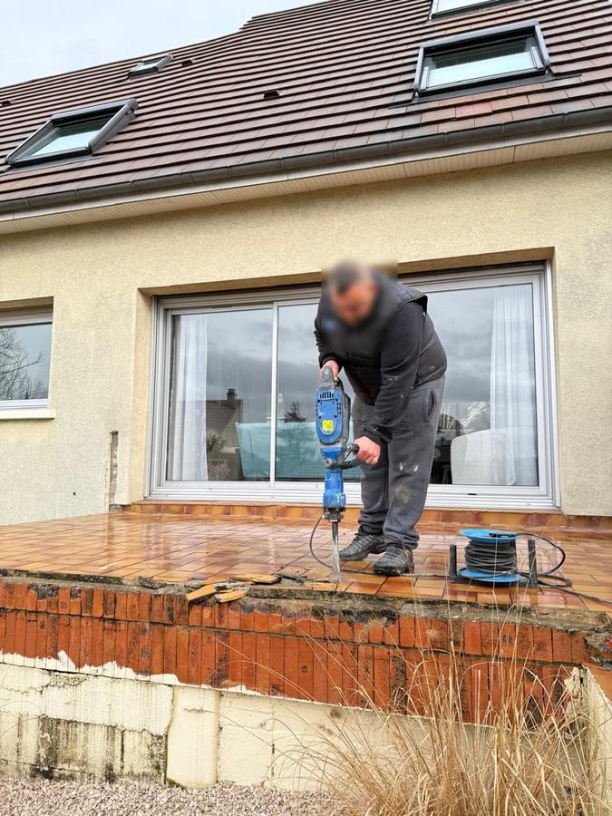 Réfection d’une terrasse à Fontenay-Saint-Père